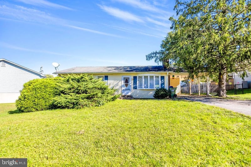 10933 Bridle Path Cir, Waldorf, MD 20601