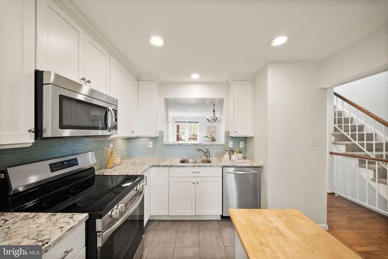 35 Fendall Ave, Alexandria, VA 22304