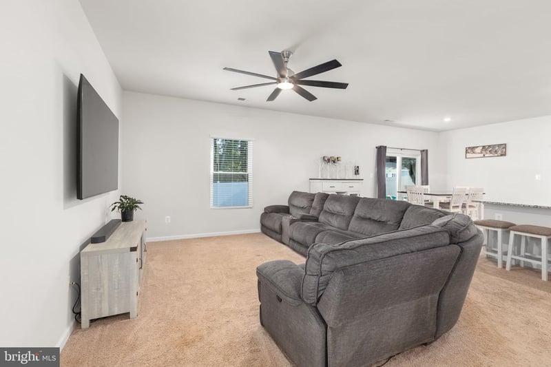 17258 Oliver Latney Ln, Bowling Green, VA 22427