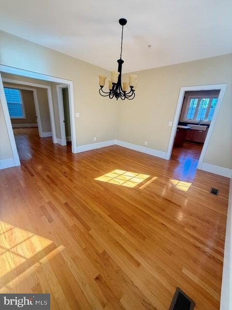 10009 Dickens Ave, Bethesda, MD 20814