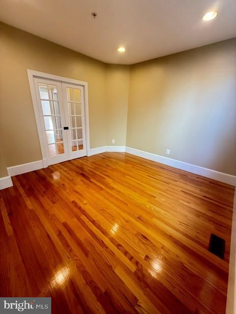 10009 Dickens Ave, Bethesda, MD 20814