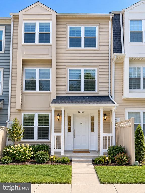 12167 Old Salem Ct, Woodbridge, VA 22192