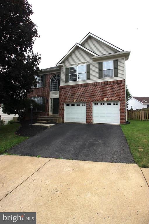 14015 Wood Rock Way, Centreville, VA 20121