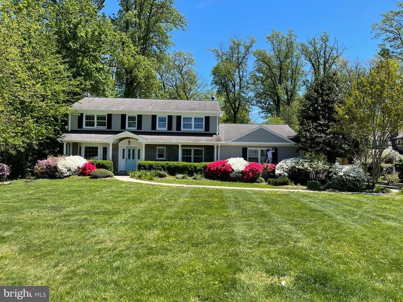 15117 Rosecroft Rd, Rockville, MD 20853