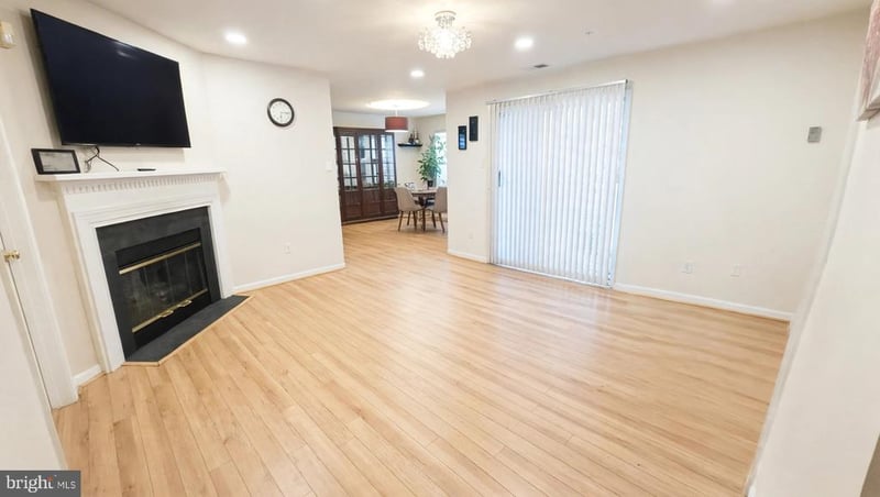 11808 Eton Manor Dr #204, Germantown, MD 20876