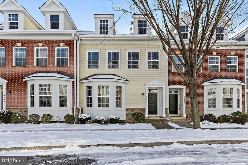 5807 Duncan Dr, Ellicott City, MD 21043