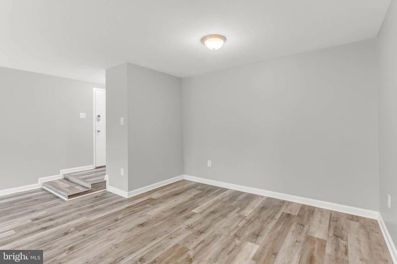 405 Christopher Ave #36, Gaithersburg, MD 20879