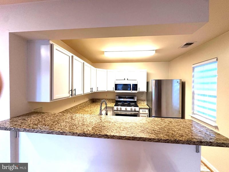 11808 Eton Manor Dr #204, Germantown, MD 20876