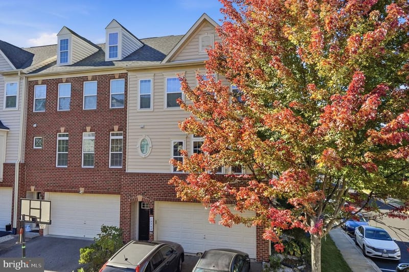 12707 Bedford Glen Way, Woodbridge, VA 22192