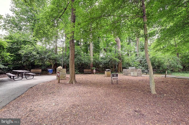 5225 Pooks Hill Rd #905N, Bethesda, MD 20814