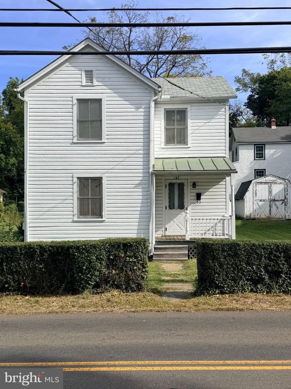 145 E Lee St, Warrenton, VA 20186