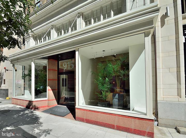 915 E St NW #704, Washington, DC 20004
