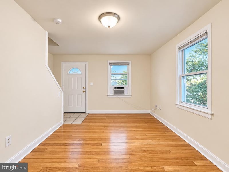 5074 Jay St NE, Washington, DC 20019