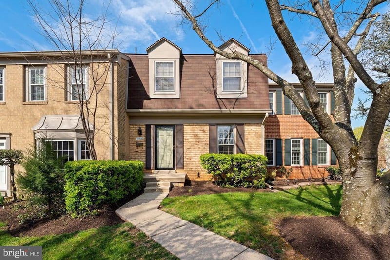 11950 Bargate Ct #11950, Rockville, MD 20852