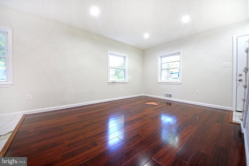 6807 Elmhurst St, District Heights, MD 20747
