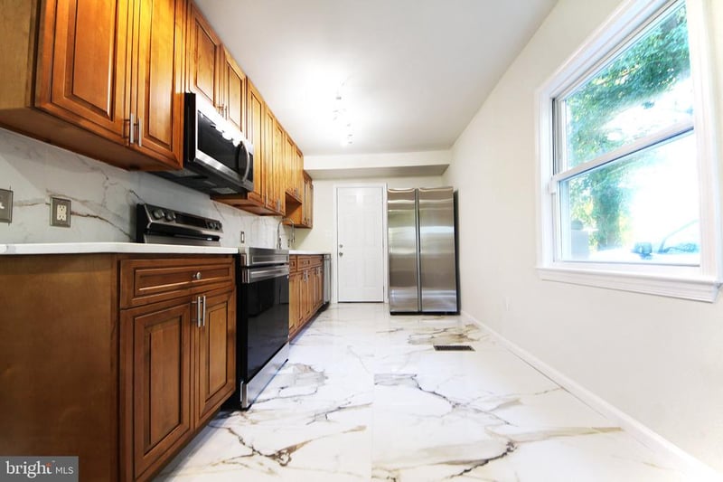 6807 Elmhurst St, District Heights, MD 20747