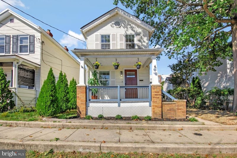 27 A St, Laurel, MD 20707