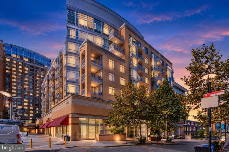 6506 America Blvd #801, Hyattsville, MD 20782