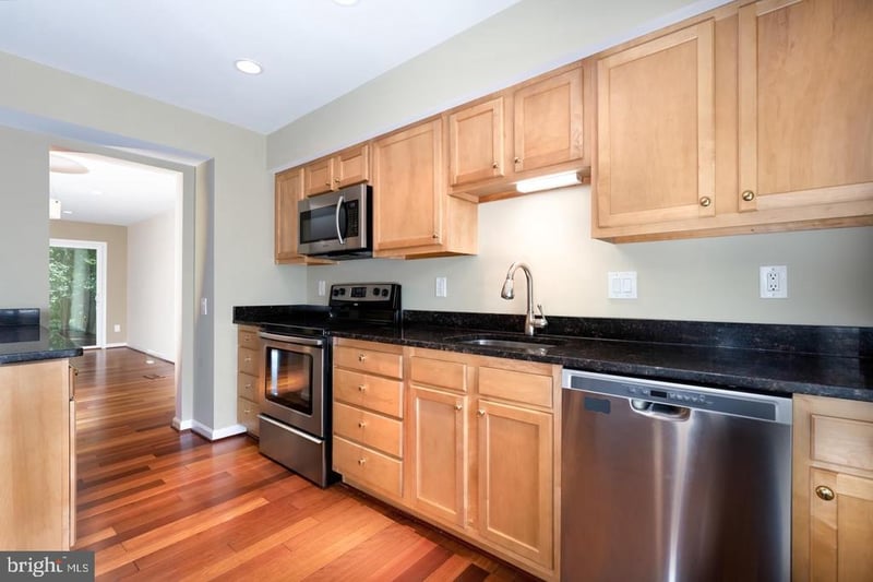 18505 Split Rock Ln, Germantown, MD 20874