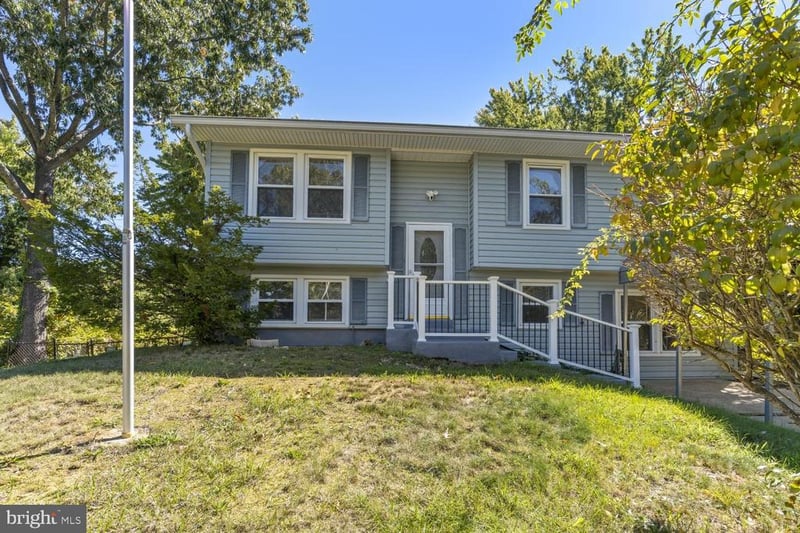 1015 Floyd Ave, Waldorf, MD 20602