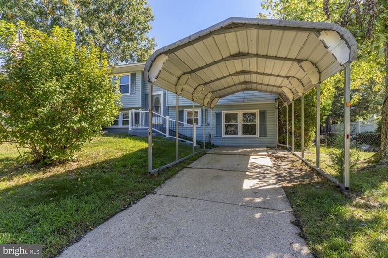 1015 Floyd Ave, Waldorf, MD 20602