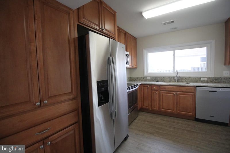 13325 Preuit Pl, Herndon, VA 20170