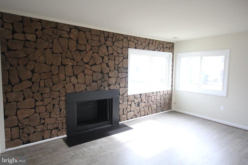 13325 Preuit Pl, Herndon, VA 20170