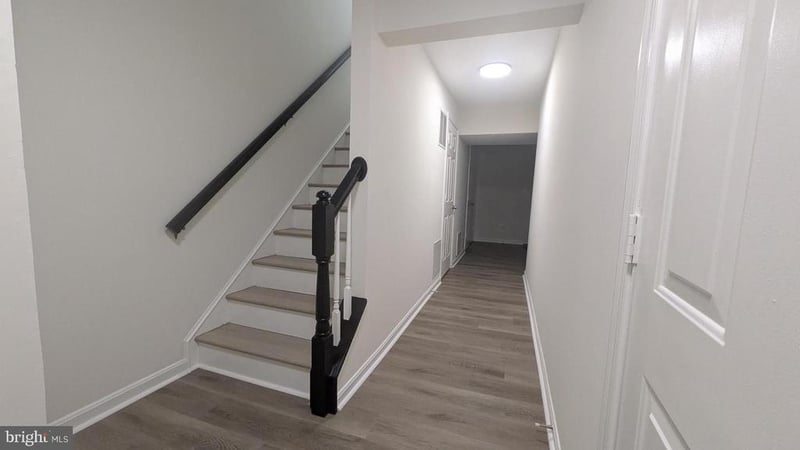 9233 Jessica Dr, Manassas Park, VA 20111