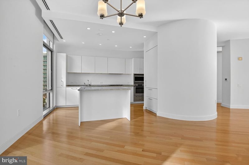 1177 22nd St NW #4K, Washington, DC 20037