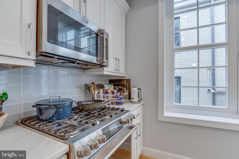 625 Park Rd NW #109, Washington, DC 20010