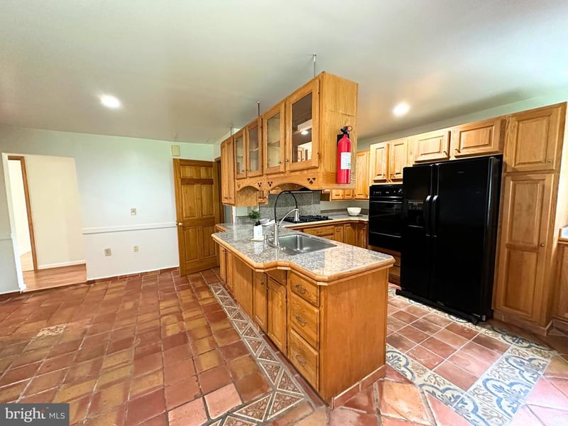 6312 Old Dominion Dr, Mclean, VA 22101