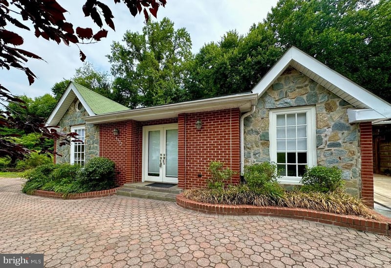 6312 Old Dominion Dr, Mclean, VA 22101
