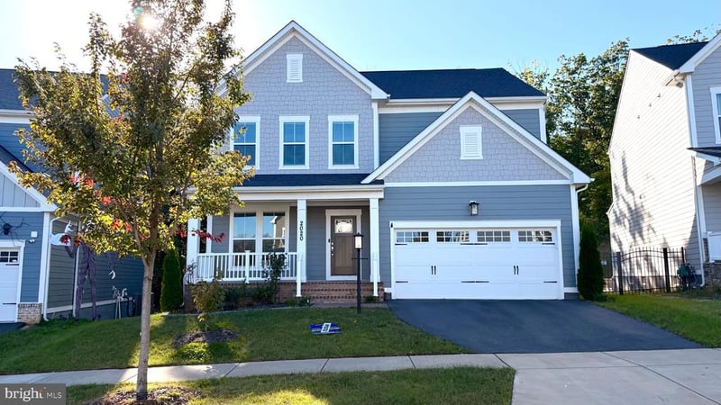 2020 Silver Sycamore Ln, Dumfries, VA 22026