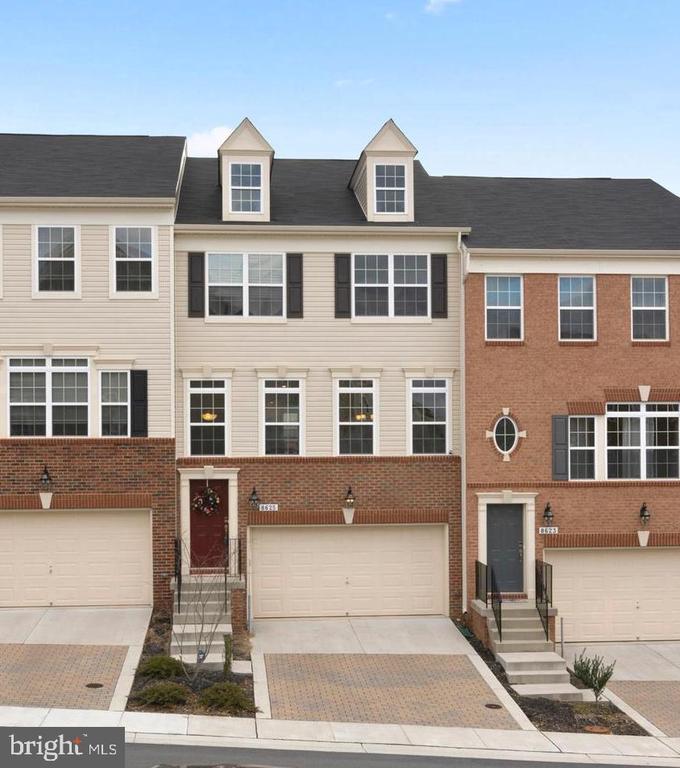 8625 Stone Hill Ln, Laurel, MD 20724