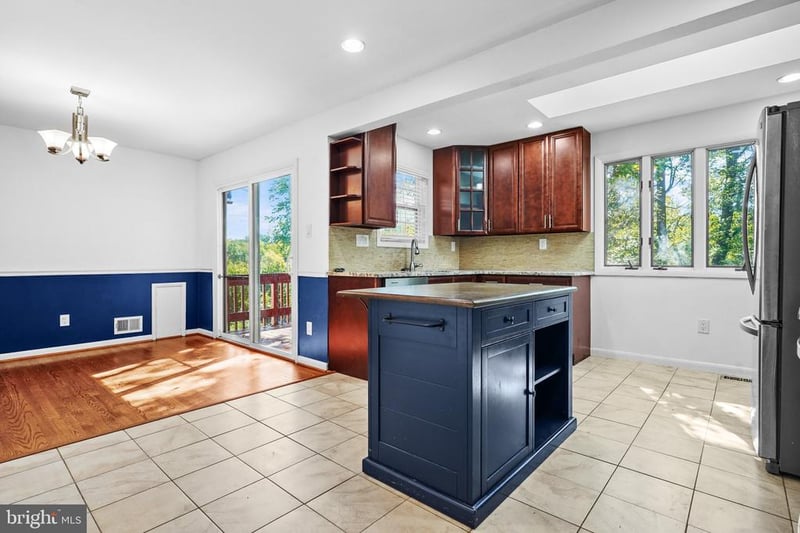 4607 Picot Rd, Alexandria, VA 22310