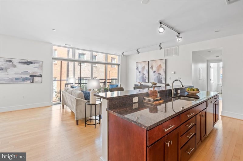 1654 Euclid St NW #201, Washington, DC 20009