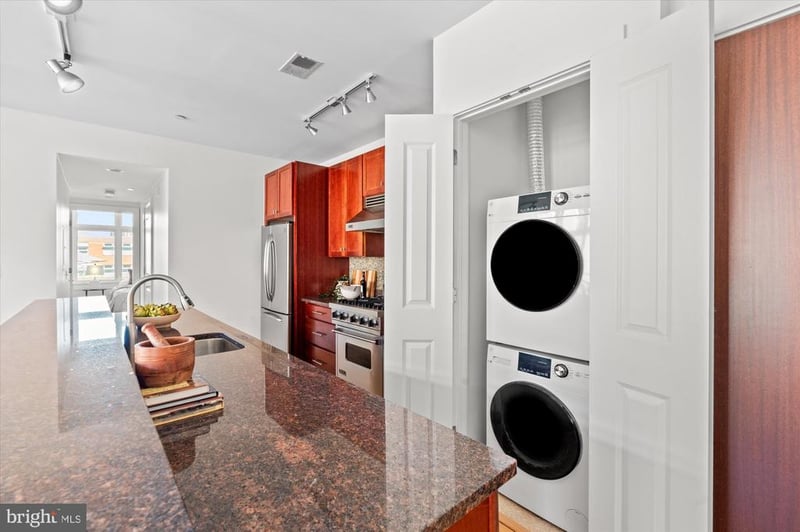 1654 Euclid St NW #201, Washington, DC 20009