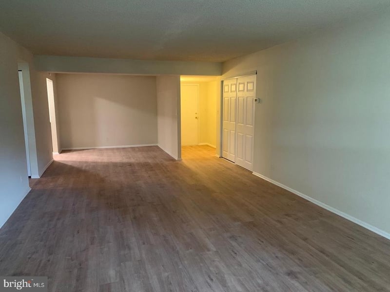 7700 Tremayne Pl #105, Mclean, VA 22102