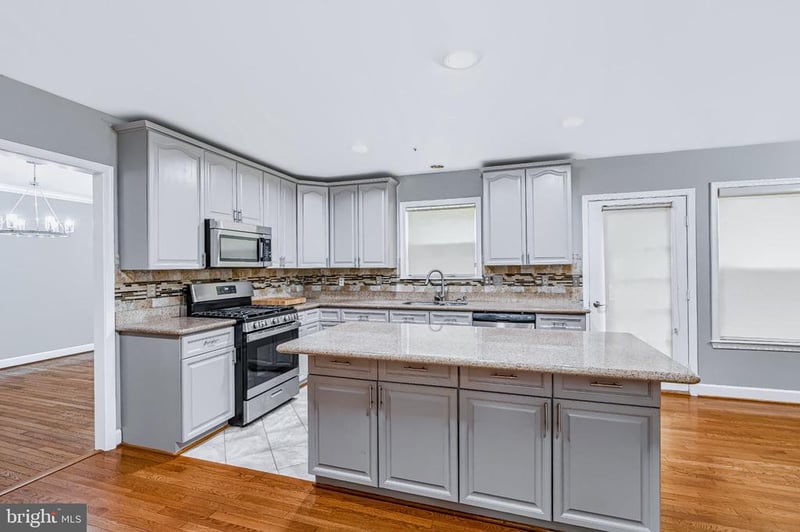 7414 Quail Ridge Ln, Bowie, MD 20720