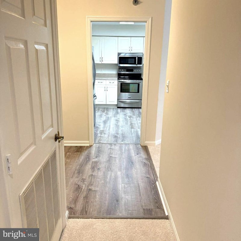 14809 Pennfield Cir #309, Silver Spring, MD 20906
