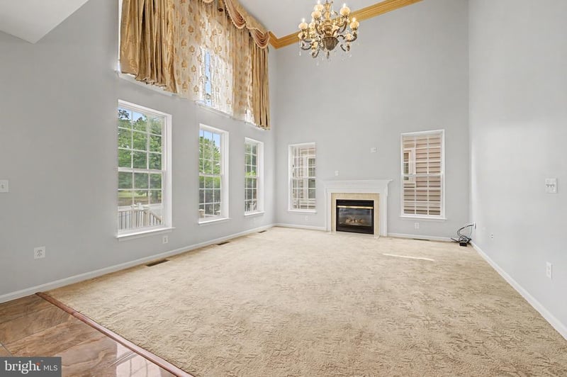 314 Senate Ct, Herndon, VA 20170