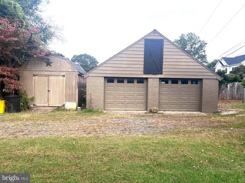 1877 Poplar Ridge Rd, Pasadena, MD 21122