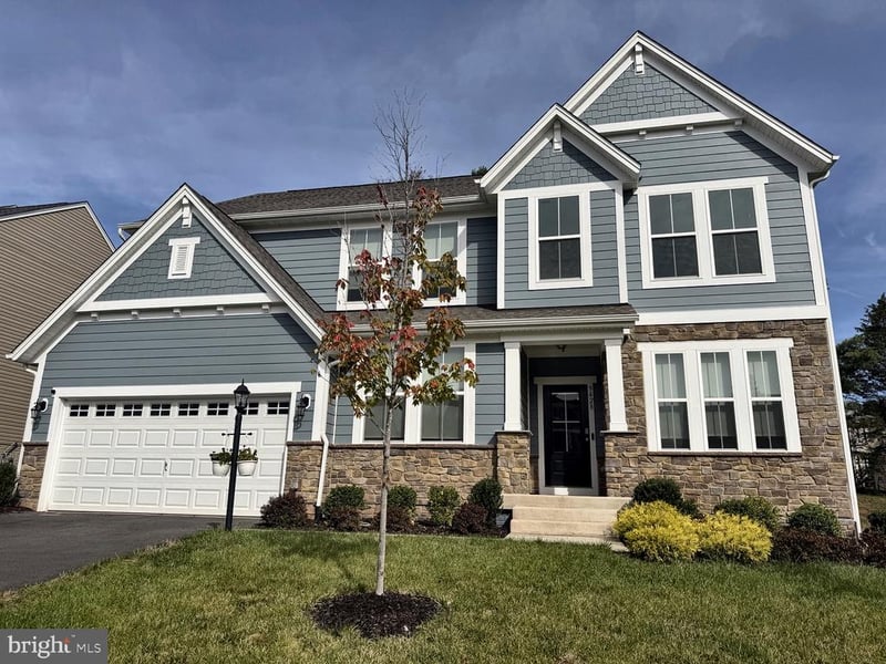 9428 Deschamp Ct, Manassas, VA 20112