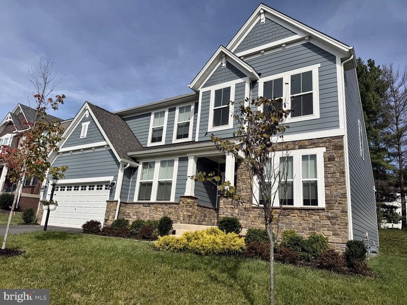 9428 Deschamp Ct, Manassas, VA 20112