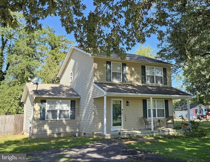 117 2nd St, Colonial Beach, VA 22443