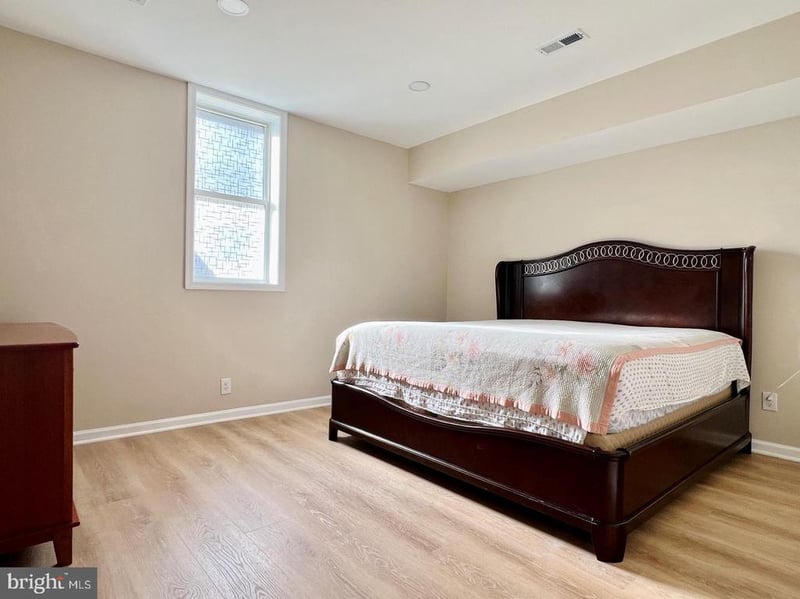 14120 Rock Canyon Dr, Centreville, VA 20121
