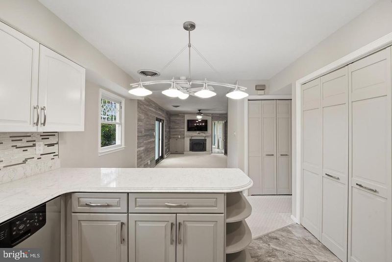 13106 Parkridge Cir, Fort Washington, MD 20744