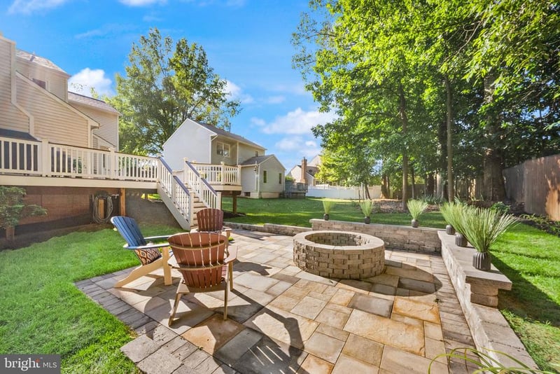 10276 Cedar Ridge Dr, Manassas, VA 20110