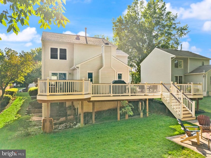 10276 Cedar Ridge Dr, Manassas, VA 20110