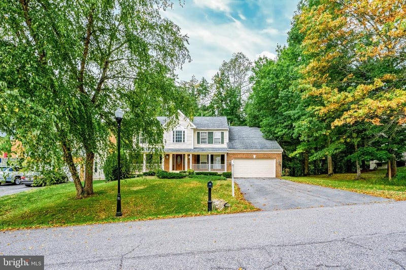 7414 Quail Ridge Ln, Bowie, MD 20720